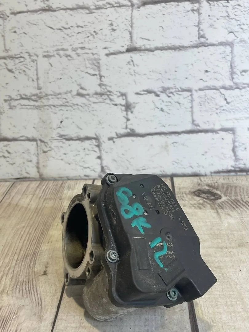 Дроссельная заслонка Skoda Fabia 2 2010