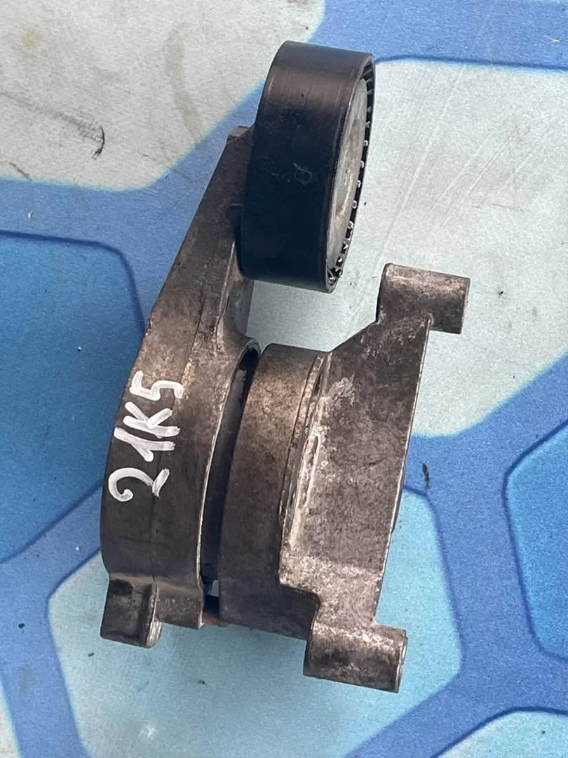 Ролик натяжителя ремня Audi TT 2 2010 8J