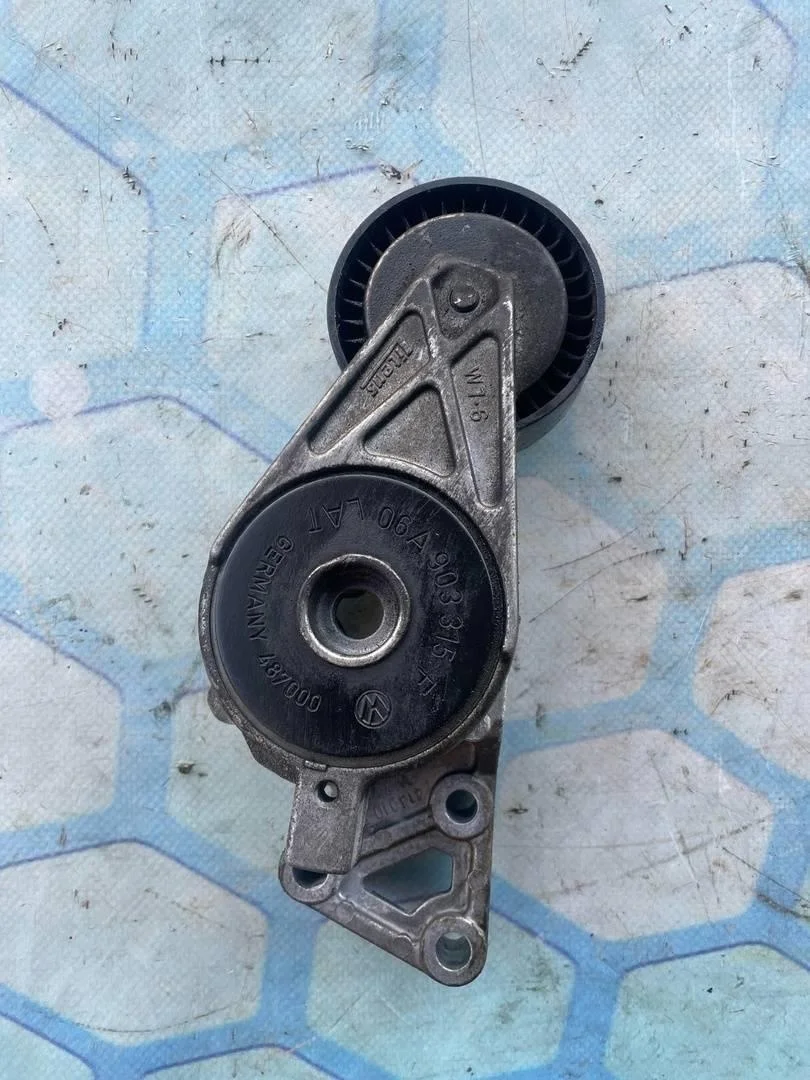 Ролик натяжителя ремня Skoda Octavia 2010 A5