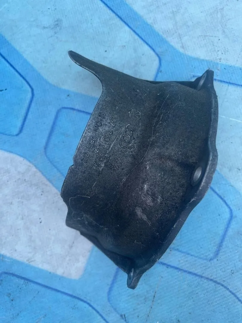 Пыльник Audi A4 2011 B8