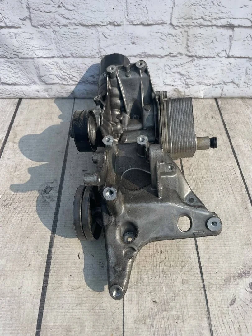 Кронштейн генератора Audi A4 2011 B8