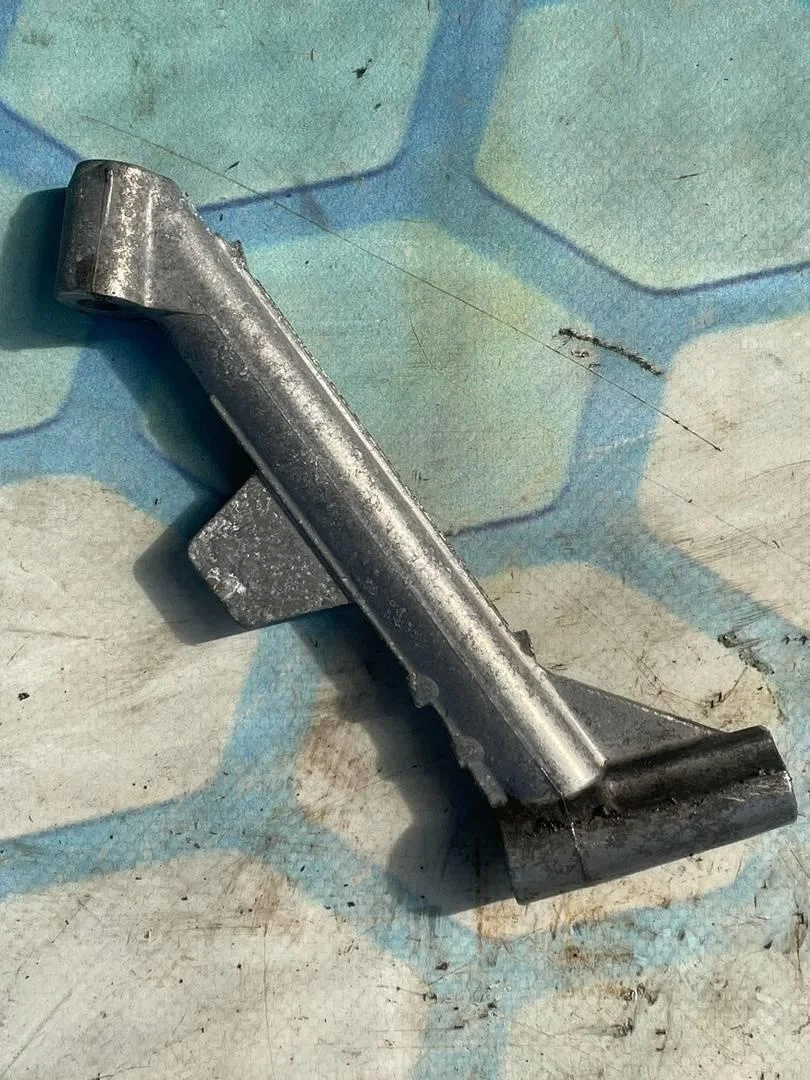 Кронштейн (сопут. товар) Audi A4 2011 B8