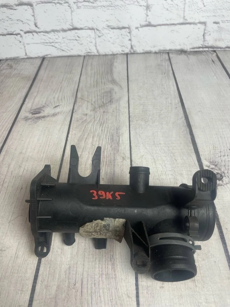 Воздуховод VW Tiguan 1 2011