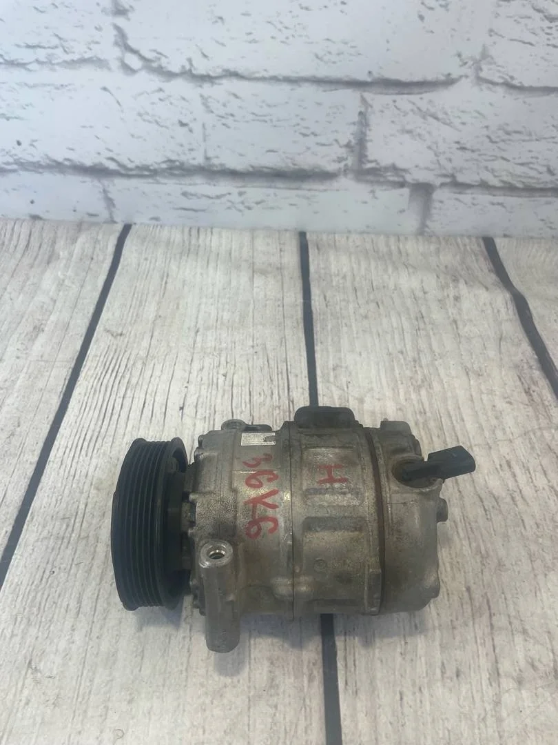 Компрессор кондиционера сломан VW Golf 6 2011