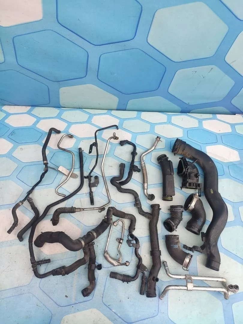 Комплект патрубков VW Golf 6 2012