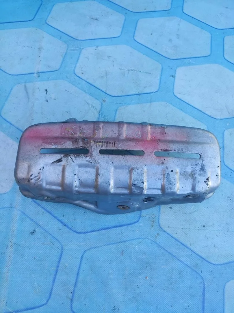 Экран тепловой VW Golf 6 2012