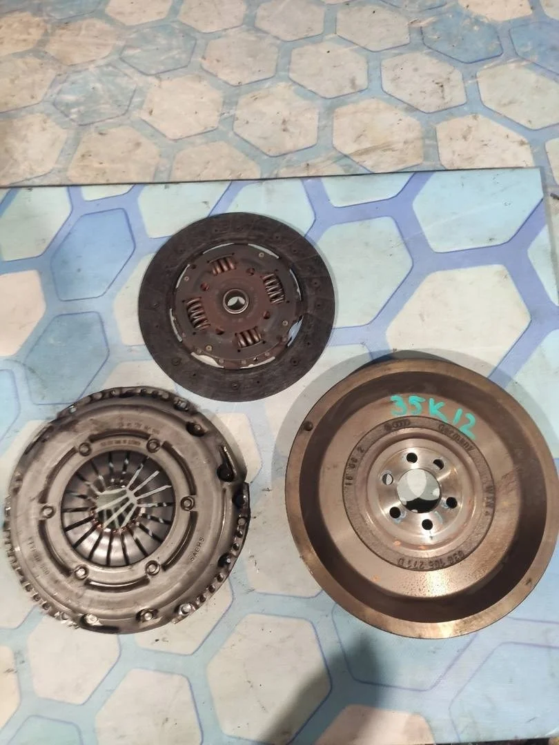 Комплект сцепления Skoda Yeti 2012