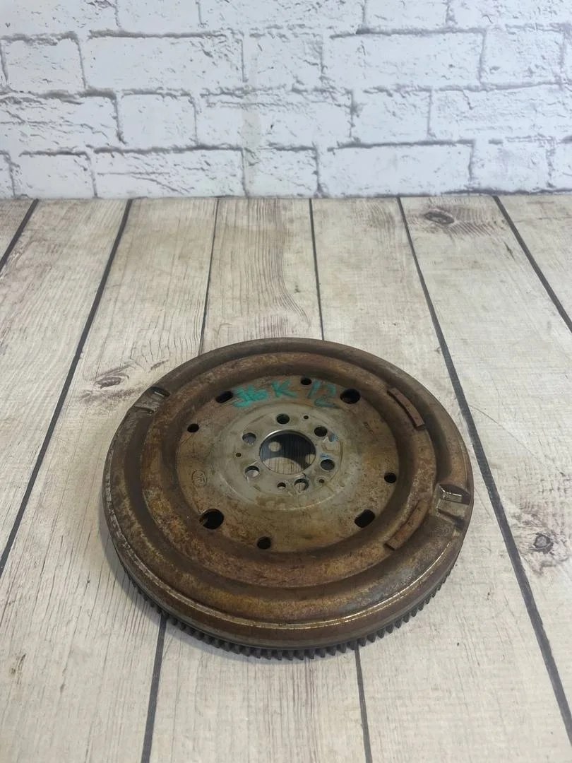 Маховик Skoda Yeti 2012