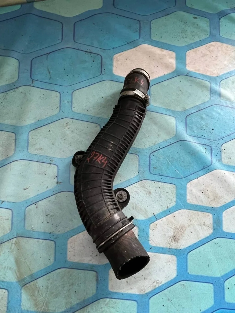 Патрубок интеркулера Skoda Octavia 2012 A5