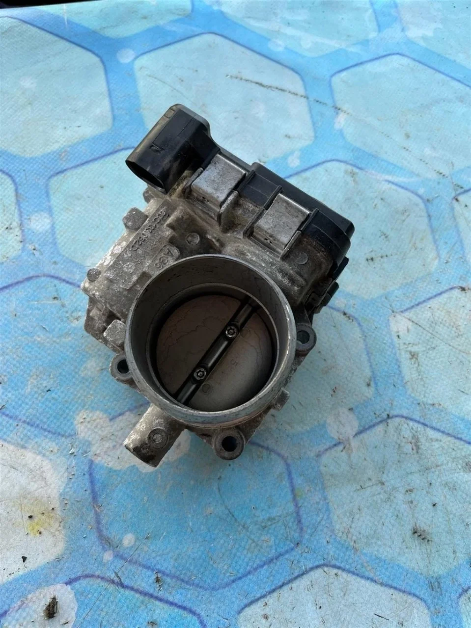 Дроссельная заслонка VW Golf 6 2012