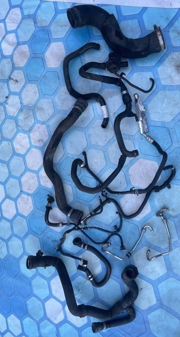 Комплект патрубков VW Passat 2012 B7