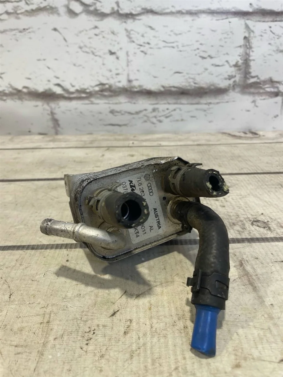 Радиатор топливный VW Touareg 2 2013