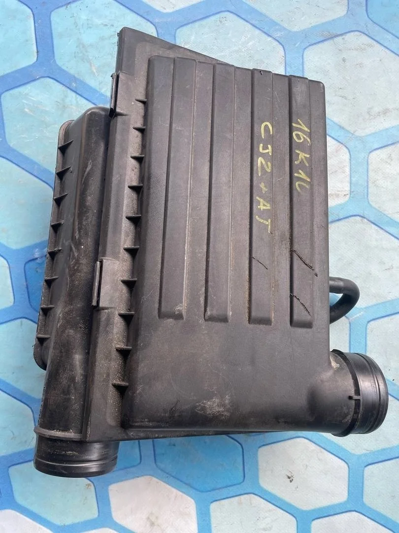 Корпус воздушного фильтра Skoda Octavia 2014 A7