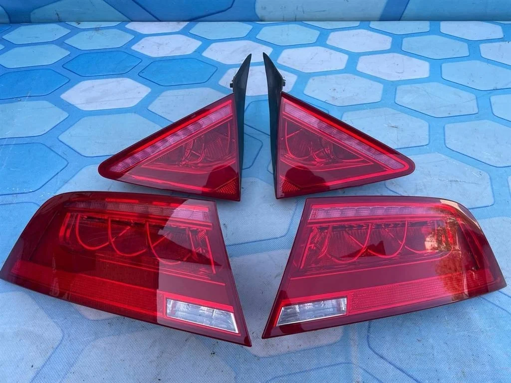 Фонари задние комплект Audi A7 2014