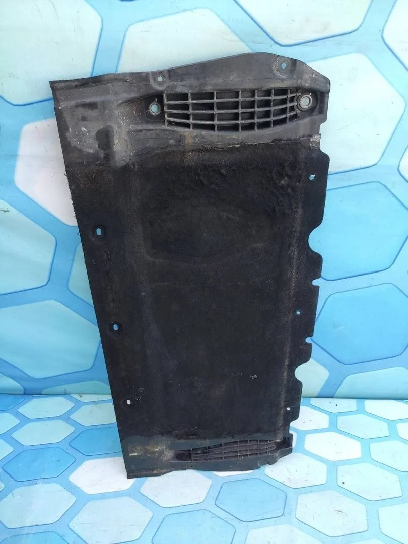 Пыльник двигателя Audi A7 2014