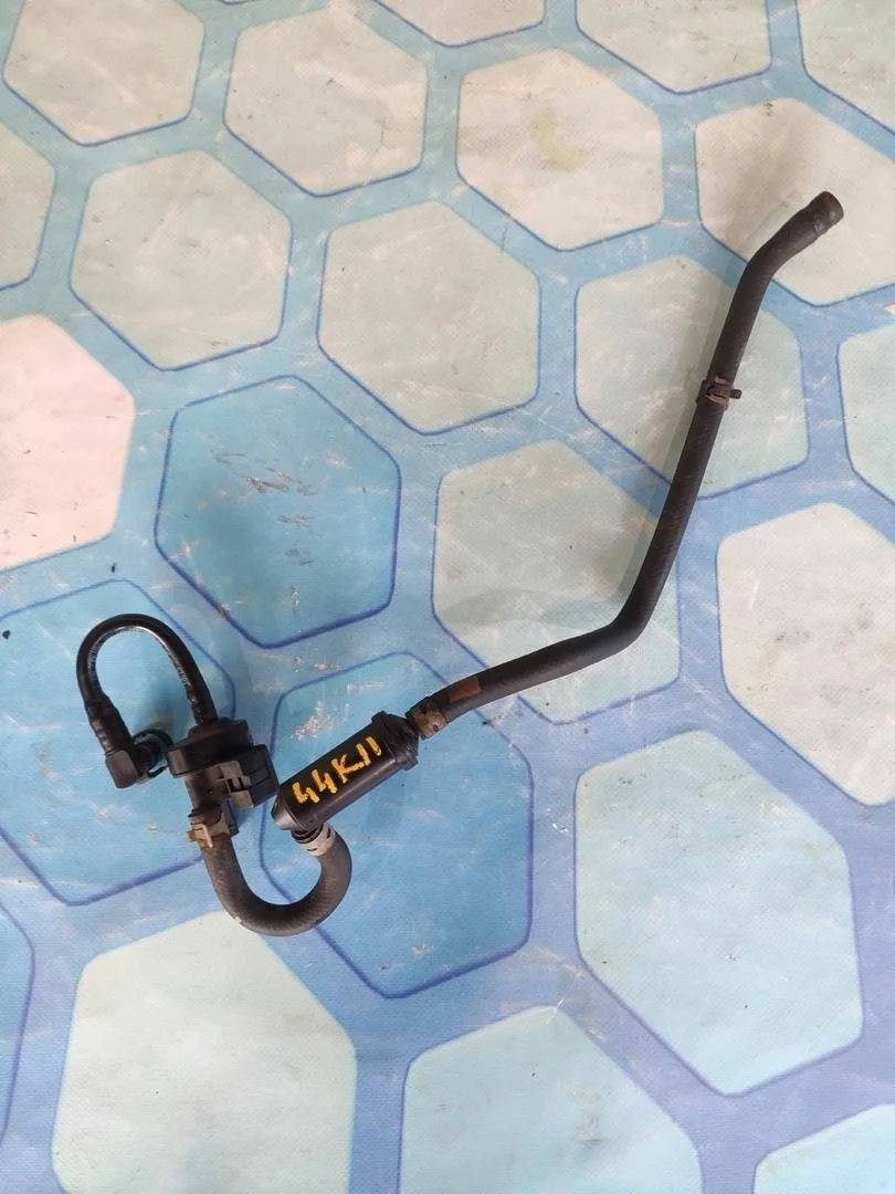 Клапан вентиляции топливного бака Audi A7 2014