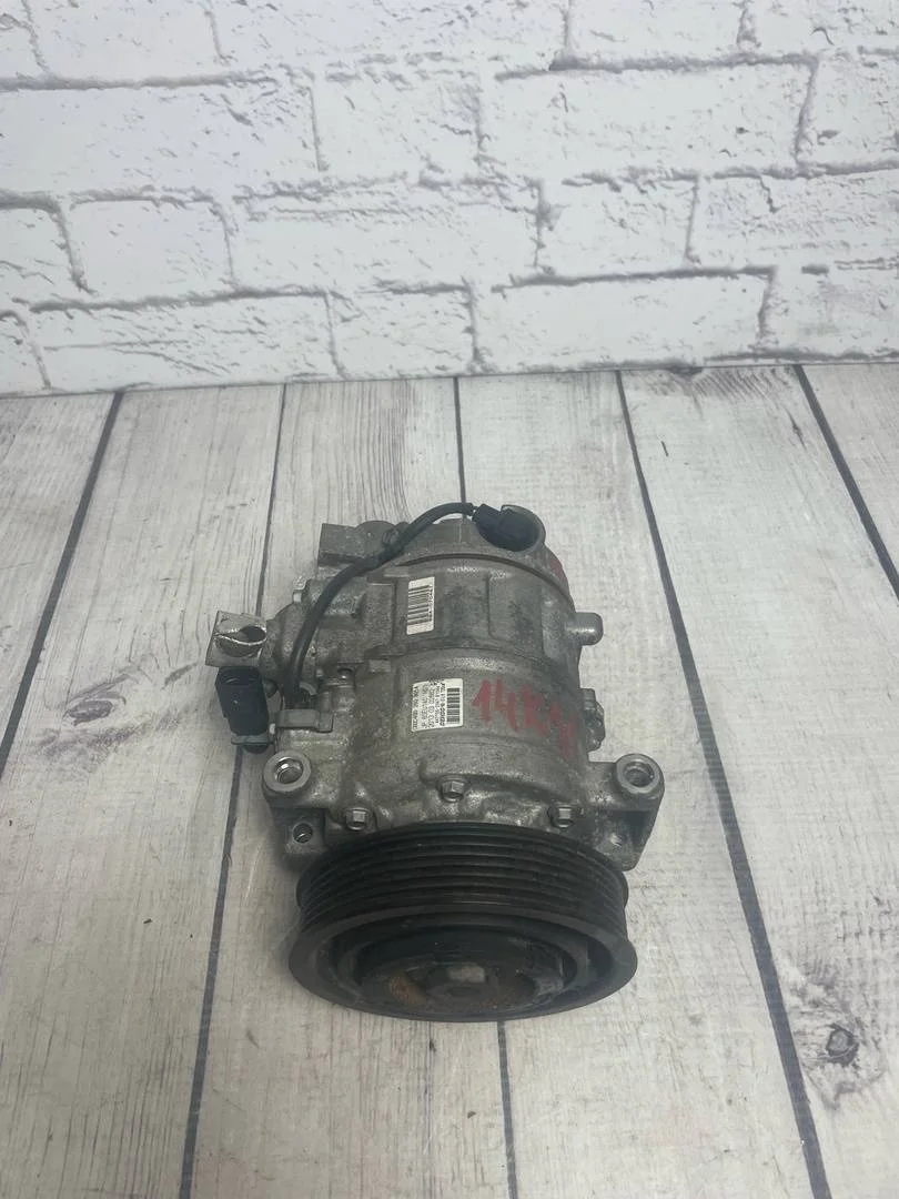 Компрессор кондиционера Audi A7 2014