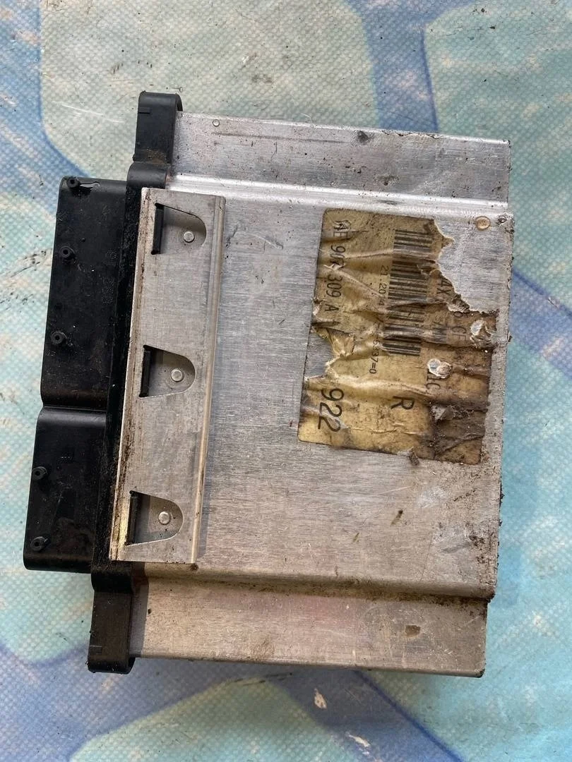 Блок управления двигателем VW Golf 7 2014