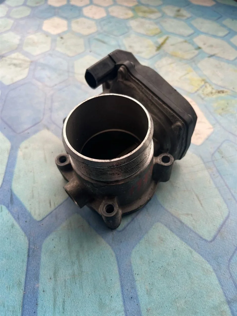 Дроссельная заслонка Audi A6 2014 C6