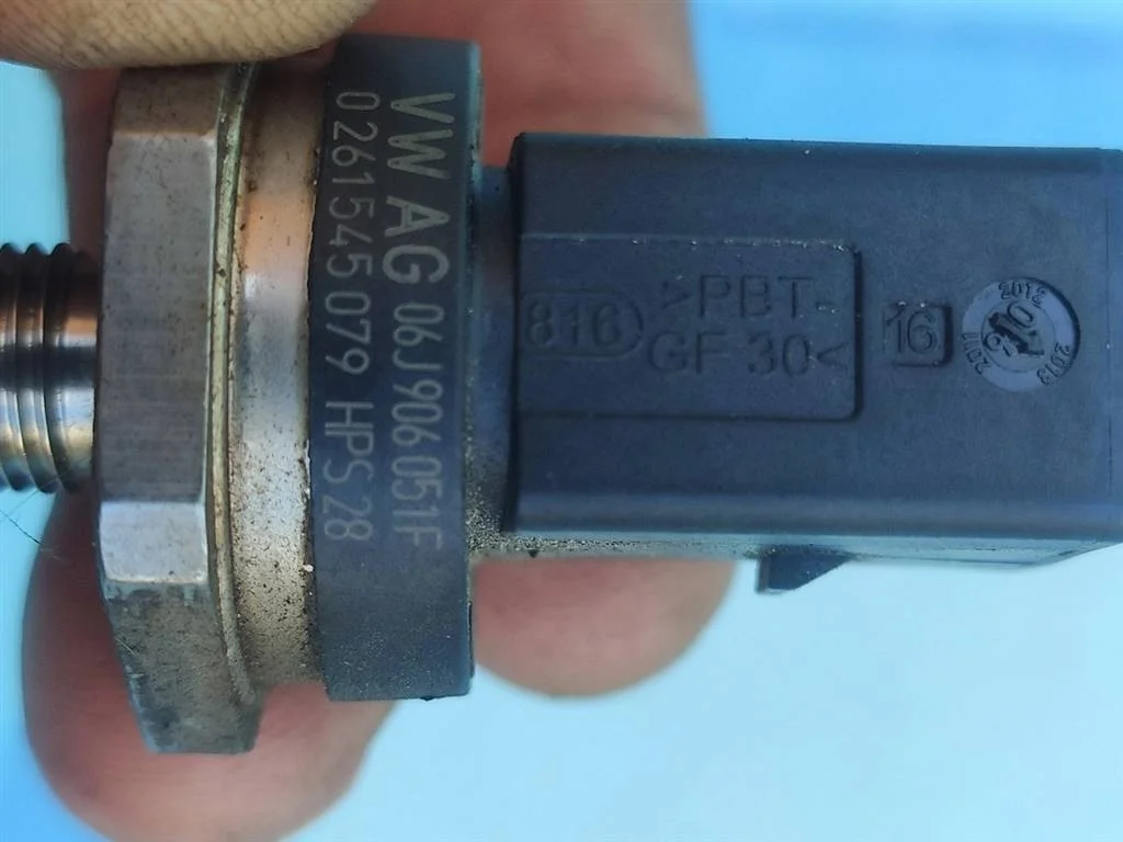 Датчик давления топлива Audi A5 2015 S5