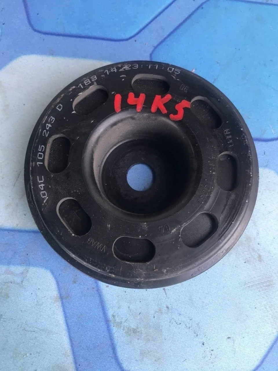 Шкив коленвала Audi A3 2015 8V