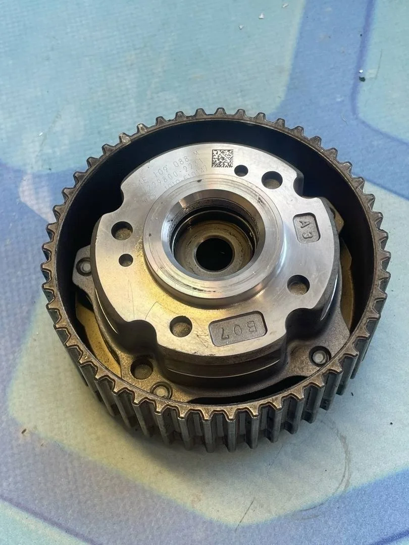 Механизм изменения фаз грм Audi A1 2010-.в.