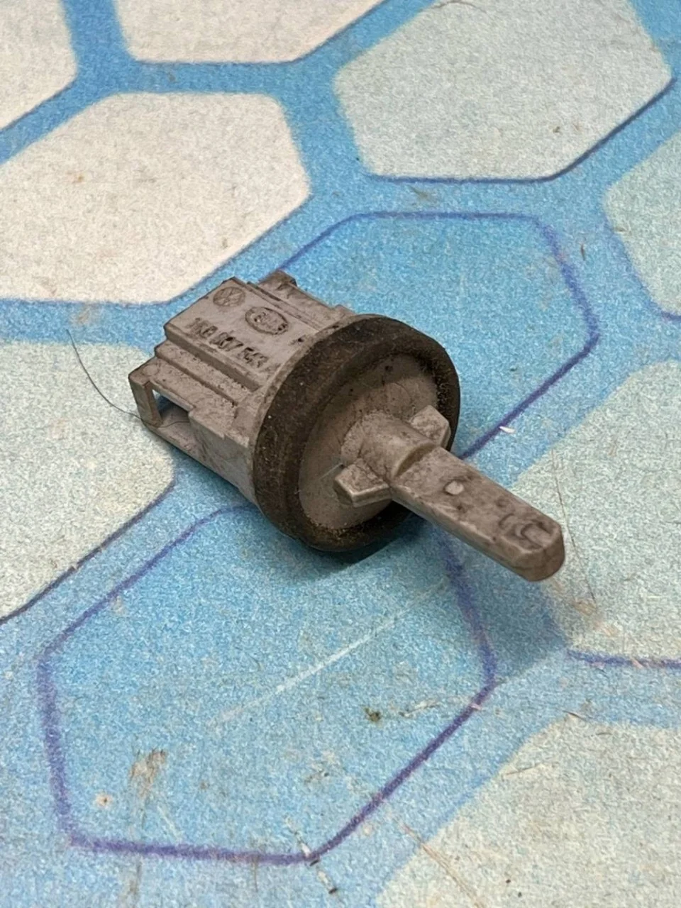 Датчик температуры Audi A3 1996-2003 8L1