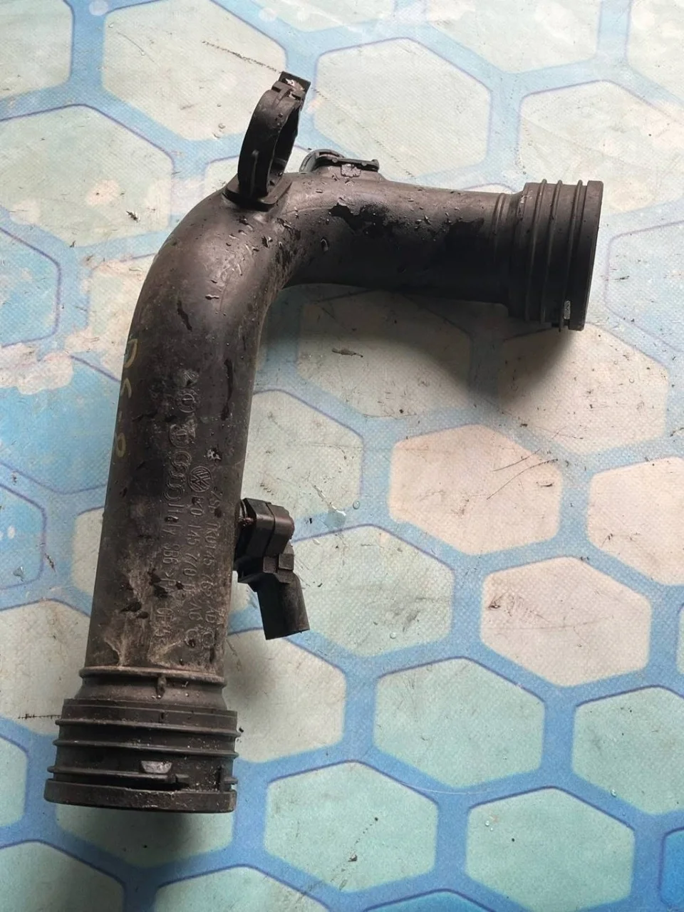 Патрубок интеркулера Audi A3 2003-2013 8P1