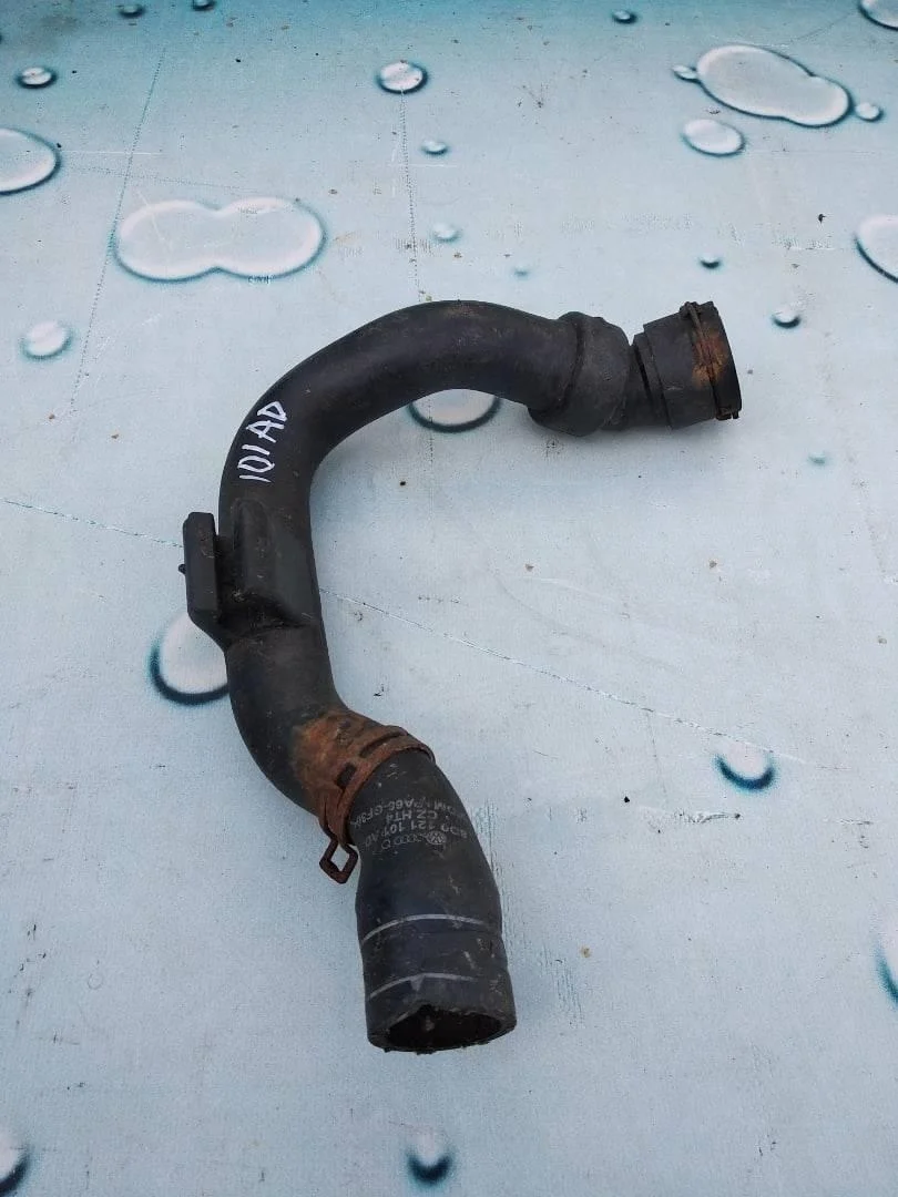 Патрубок флянец Audi A4 1994-2001 B5