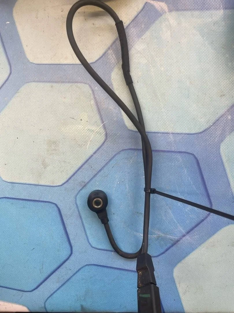 Датчик детонации Audi A4 2000-2004 B6