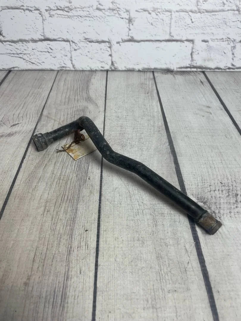 Патрубок системы вентиляции картера Audi A4 2000-2004 B6