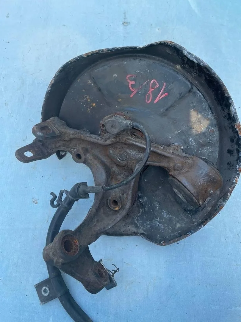 Кулак поворотный задний правый Audi A4 2005-2007 B7