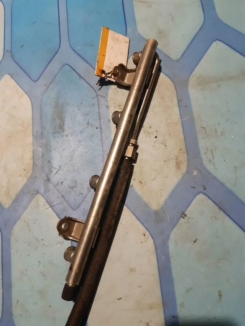 Топливная рампа Audi A4 2005-2007 B7