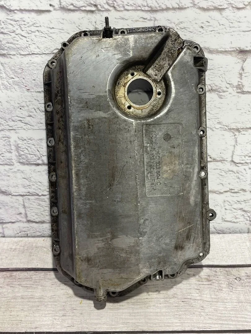 Масляный поддон двигателя Audi A4 2005-2007 B7