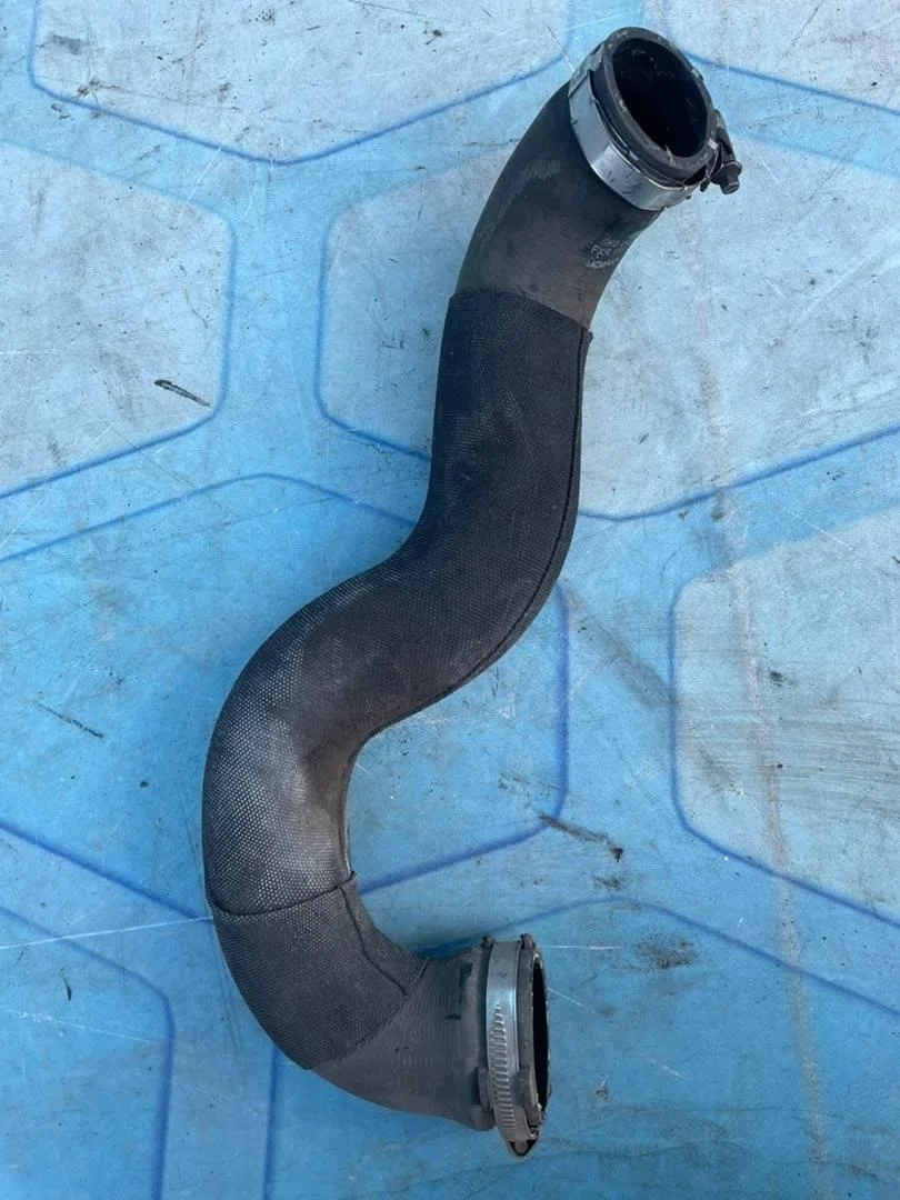 Патрубок интеркулера Audi A4 2007-2015 B8