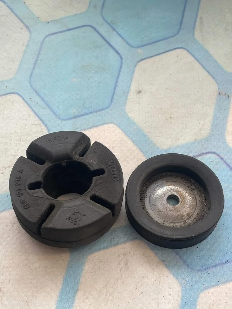 Подушка радиатора Audi A4 2007-2015 B8