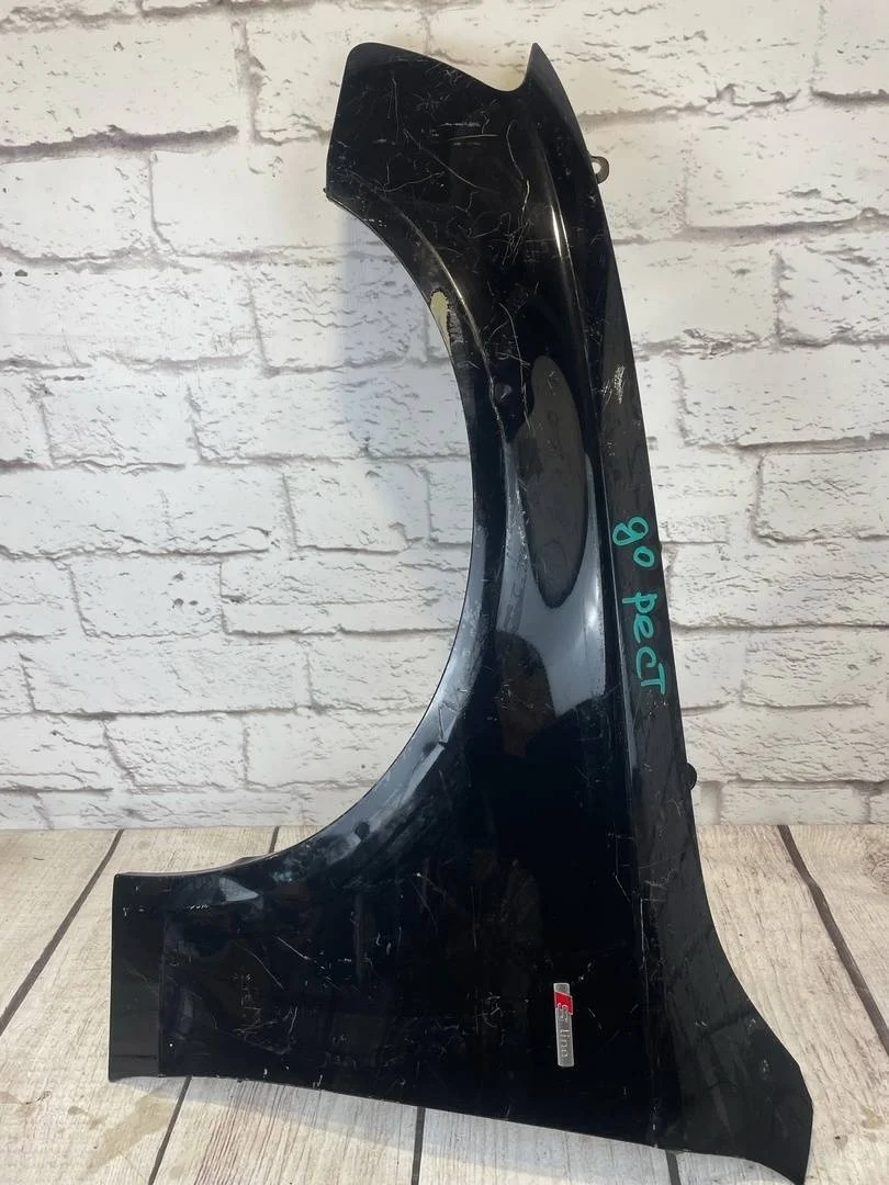 Крыло переднее левое Audi A4 2007-2015 B8