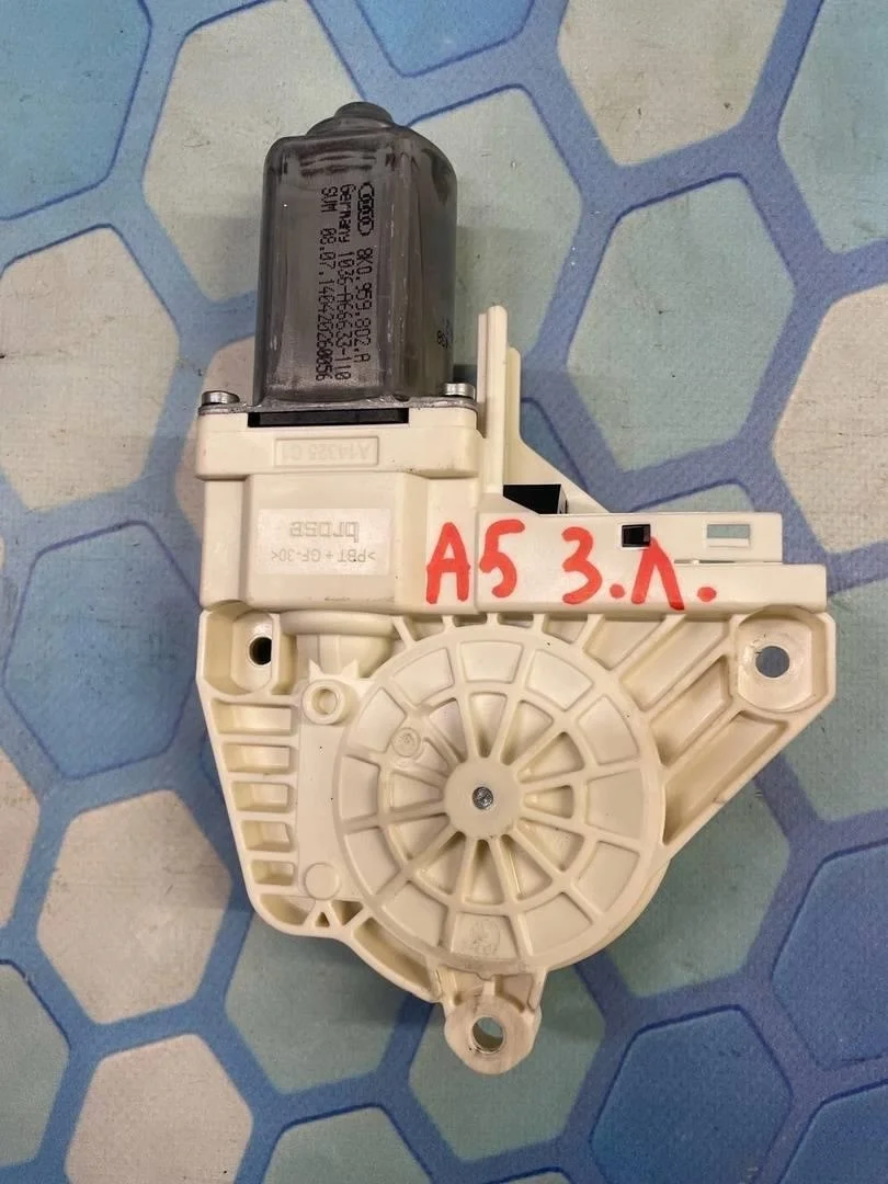 Моторчик стеклоподьемника задний левый Audi A5 2008-2016 S5