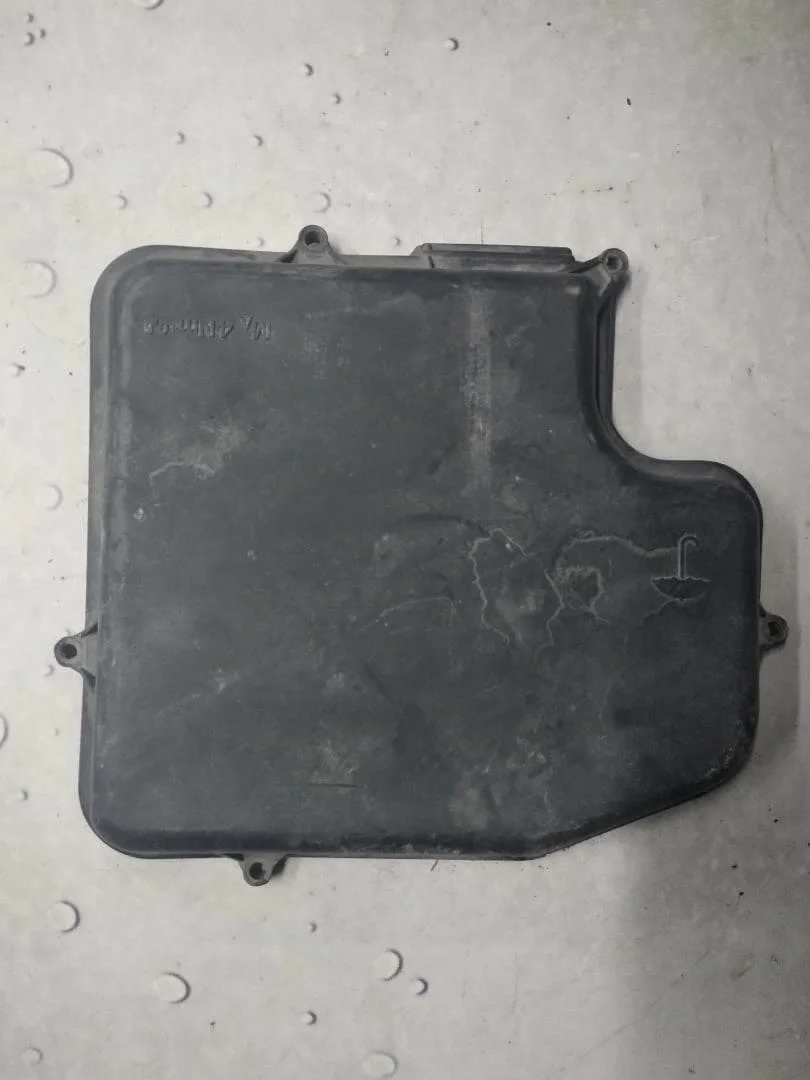 Крышка блока предохранителей Audi A6 1997-2004 C5