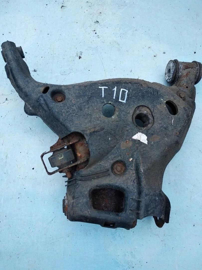 Рычаг задней балки нижний левый Audi A6 2004-2011 C6