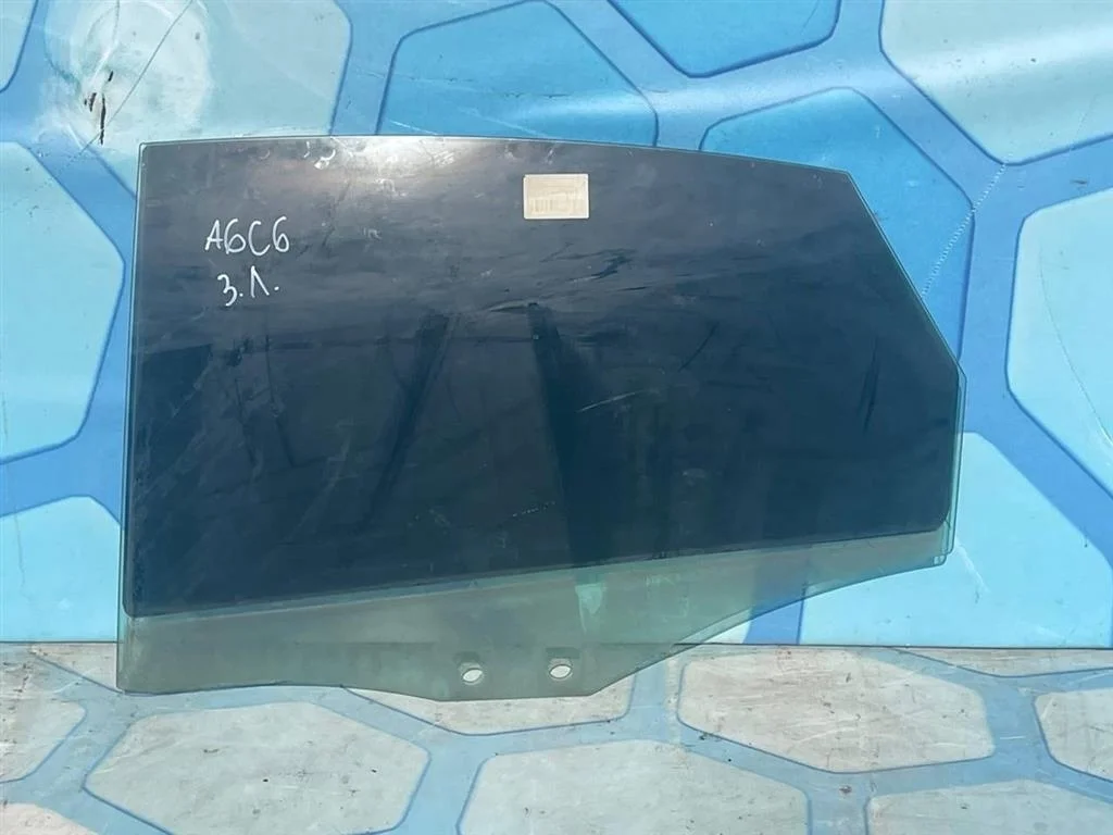 Стекло двери заднее левое седан Audi A6 2004-2011 C6