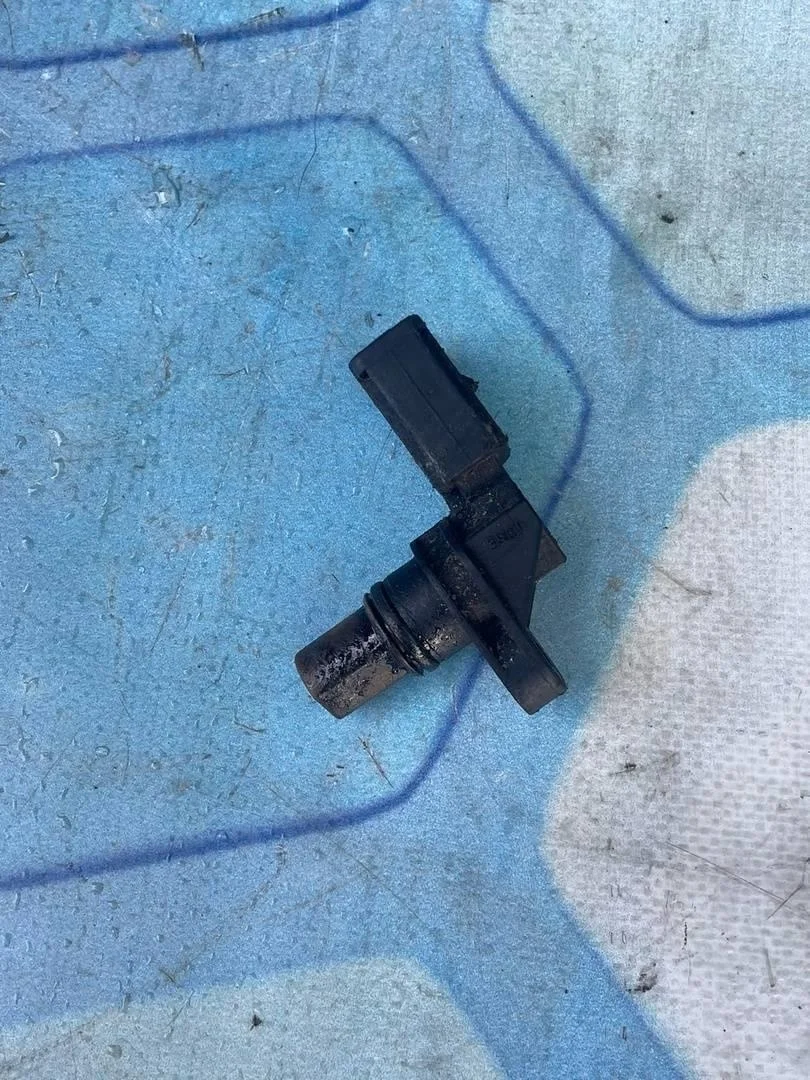 Датчик положения распредвала Audi A6 2004-2011 C6