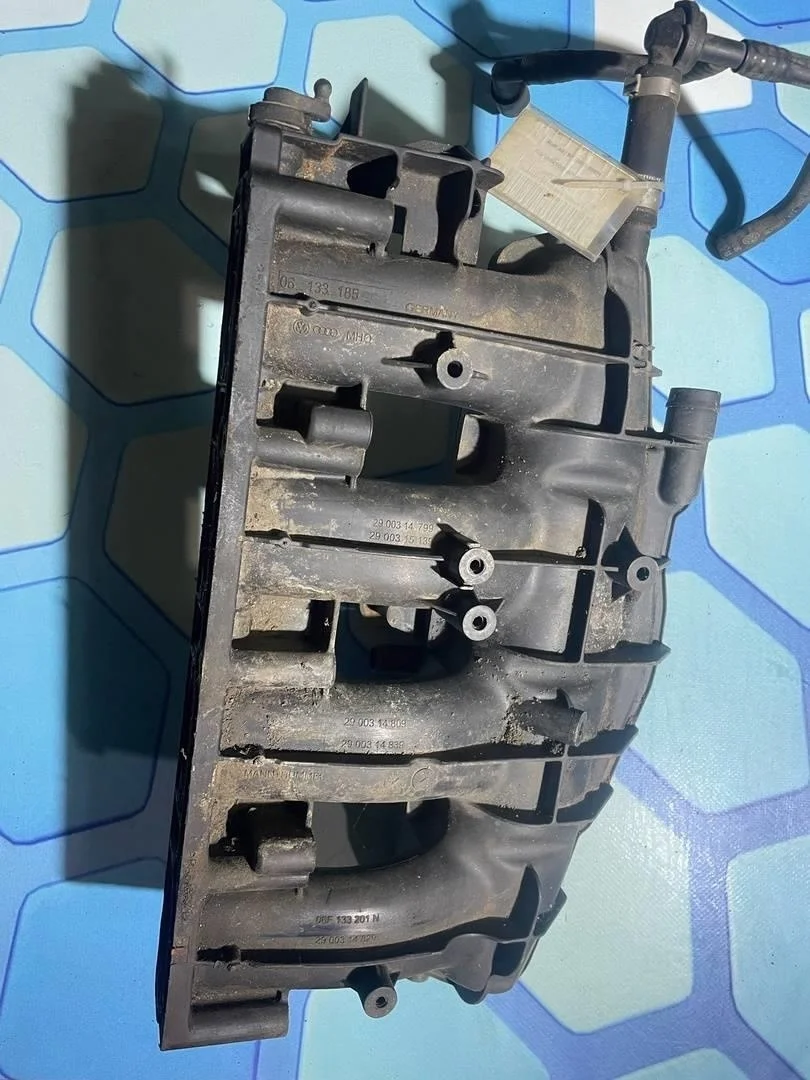 Коллектор впускной Audi A6 2004-2011 C6