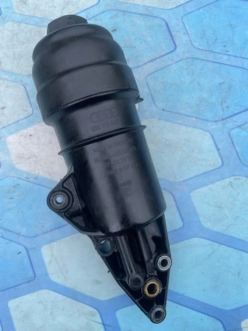 Корпус масляного фильтра Audi A6 2004-2011 C6