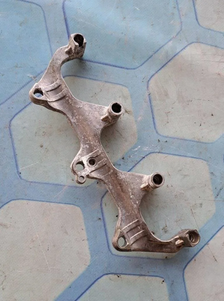 Кронштейн Audi A6 2004-2011 C6