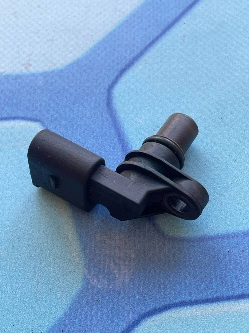 Датчик положения распредвала Audi A6 2004-2011 C6