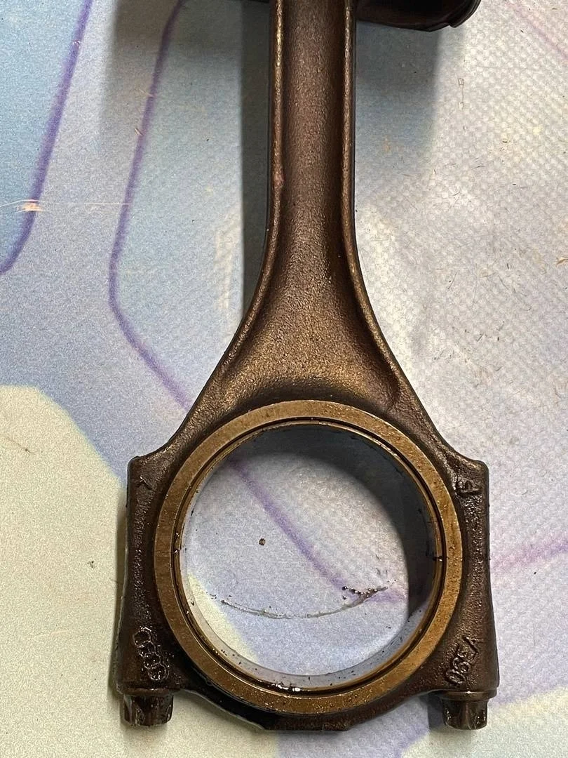 Шатун Audi A6 2004-2011 C6