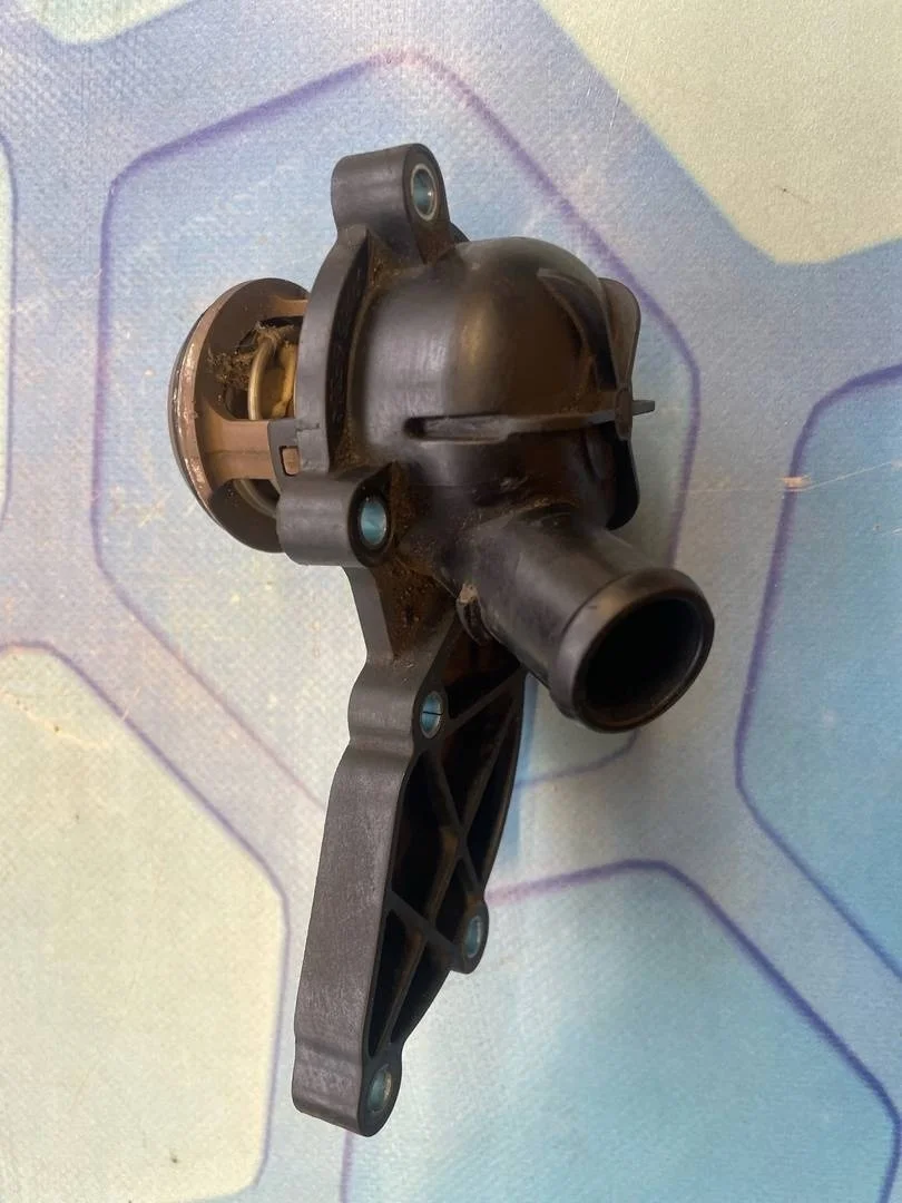 Термостат Audi A6 2004-2011 C6