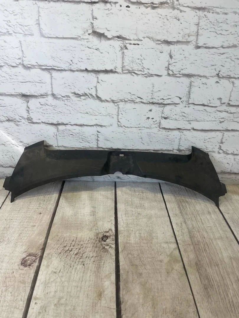 Накладка передней панели верхняя Audi A6 2004-2011 C6