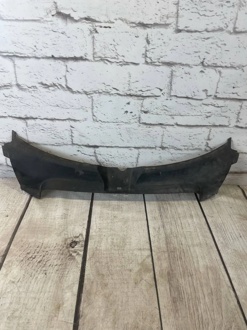 Накладка передней панели верхняя Audi A6 2004-2011 C6